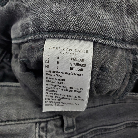 American Eagle Washed Black Stretch Mom Jeans 0 Reg - Picture 9 of 9